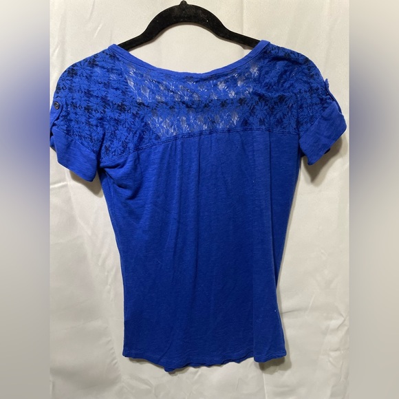 Accepting any offer on this 
Express top - Picture 3 of 3